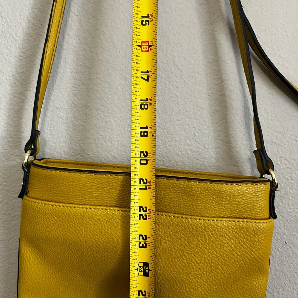 Steve Madden mustard yellow pebbled faux leather‎ crossbody bag minimalist
